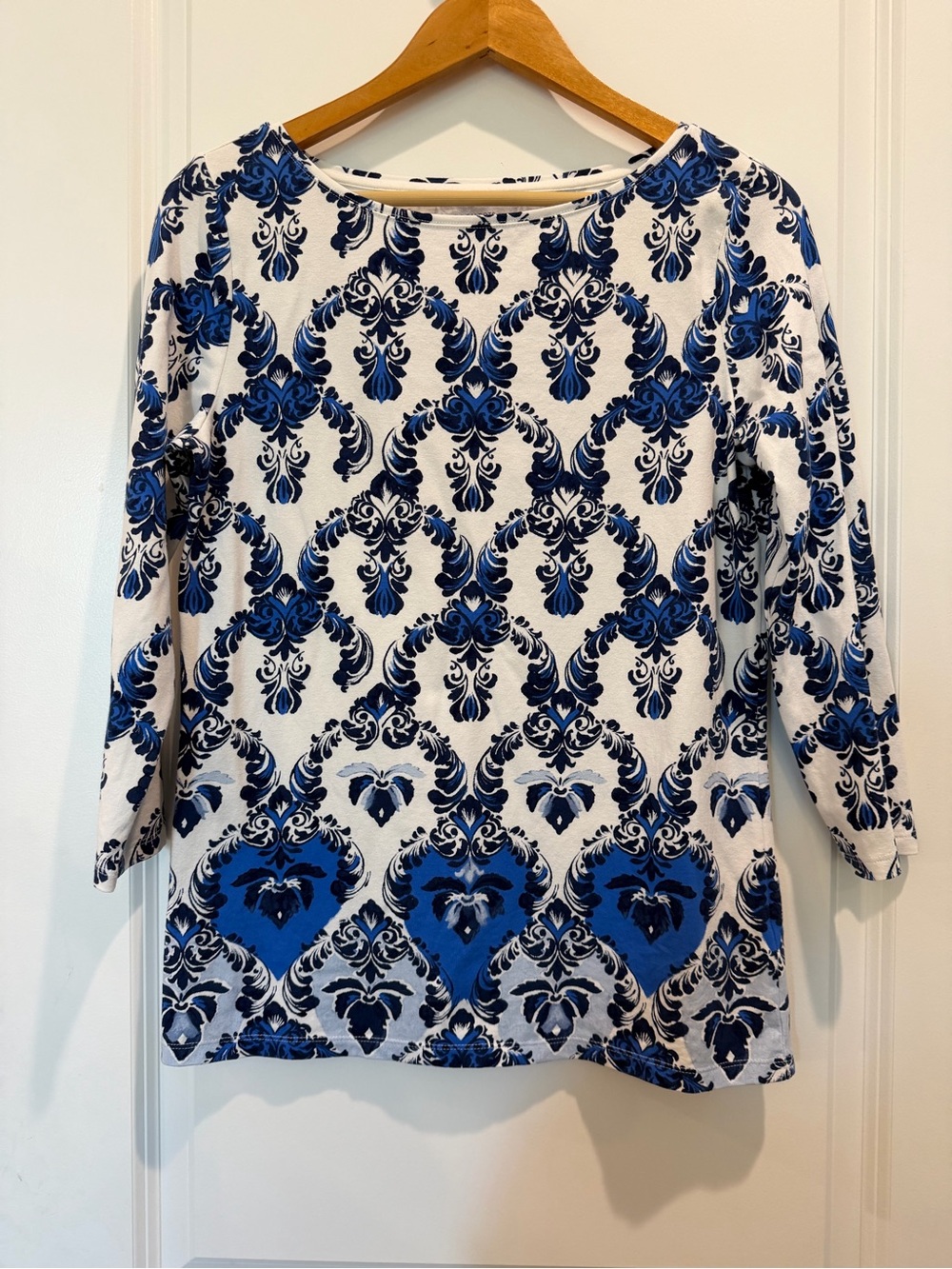 Talbots Tee Womens Small Blue White Damask‎ Print 3/4 Sleeve Stretch Cotton Top